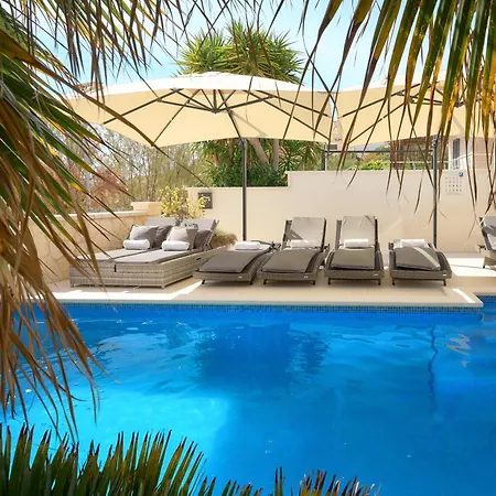 Beachfront Sevid With Heated Pool And Jacuzzi Villa *