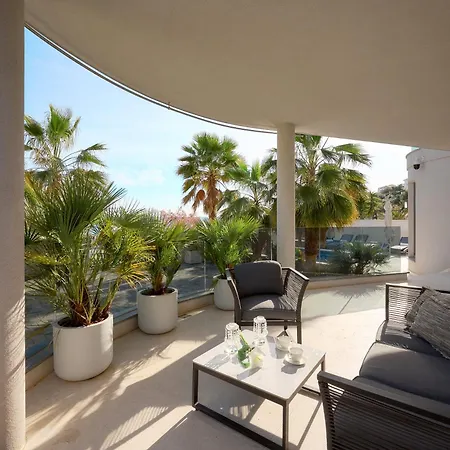 Beachfront Sevid With Heated Pool And Jacuzzi *