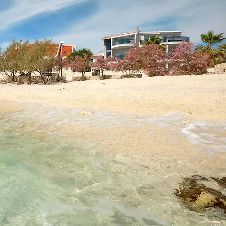 Willa Beachfront Sevid With Heated Pool And Jacuzzi Zaglavice