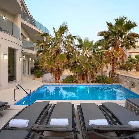 Villa Beachfront Sevid With Heated Pool And Jacuzzi Zaglavice