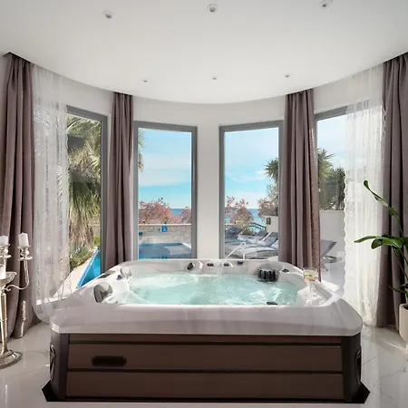Beachfront Sevid With Heated Pool And Jacuzzi Villa Zaglavice
